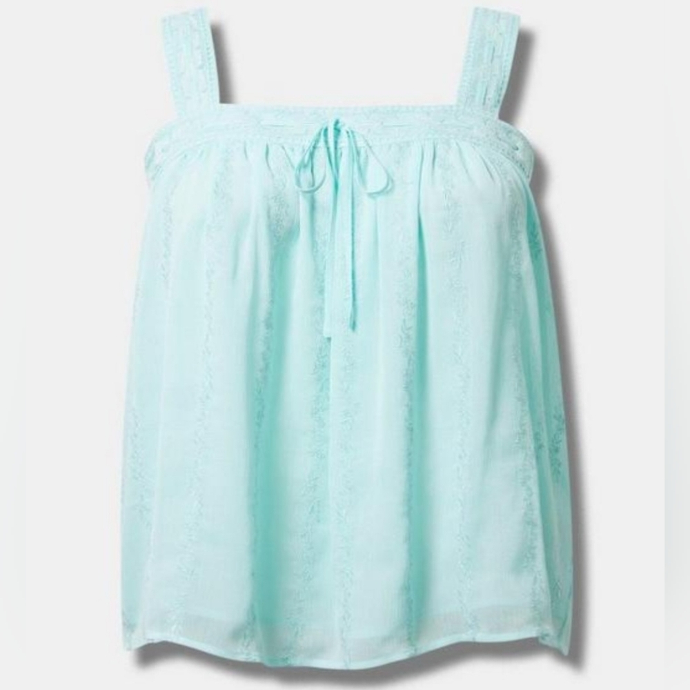 NWT Sleeveless Torrid Top water ballet